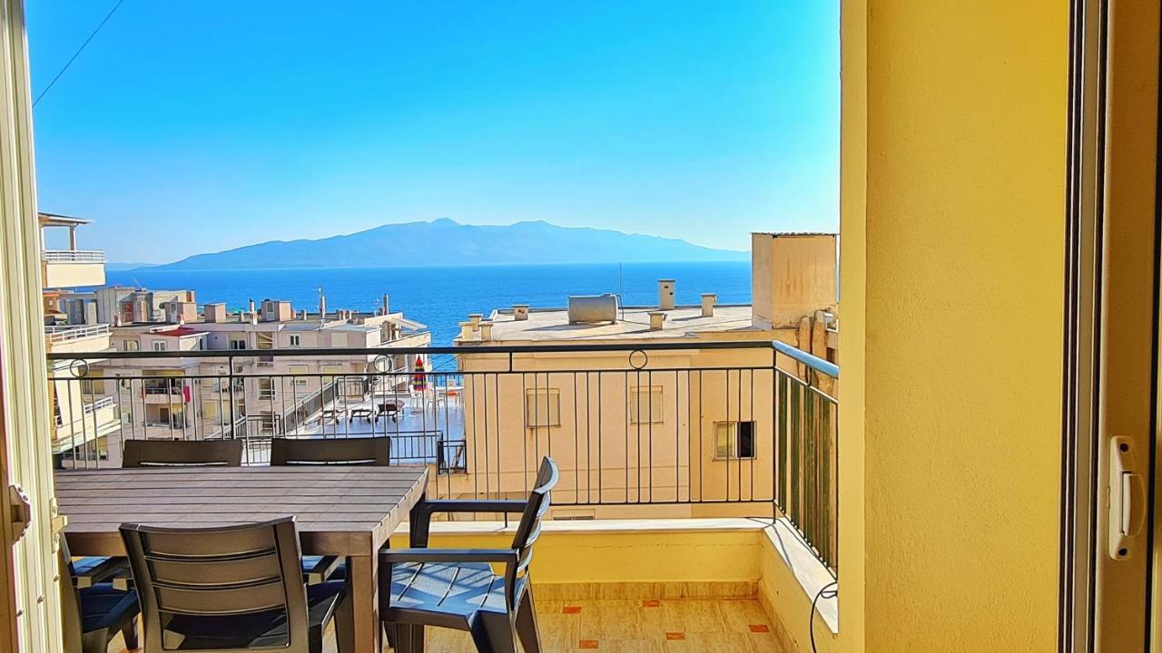 Colorful Sea View Apartment ซารานเดอ ภายนอก รูปภาพ